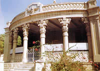 Ervad Tehmulji Mahiyarji Mirza Daremeher (Prayer Hall)
